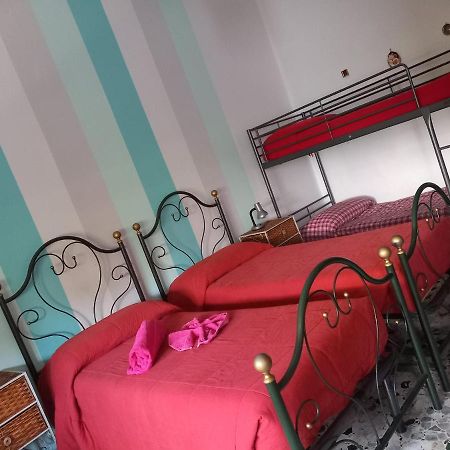 B&B Delle Arti Crema Bagian luar foto