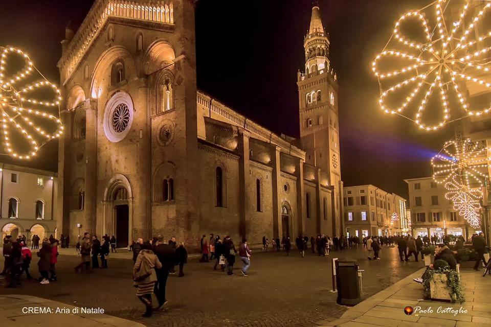 B&B Delle Arti Crema Bagian luar foto