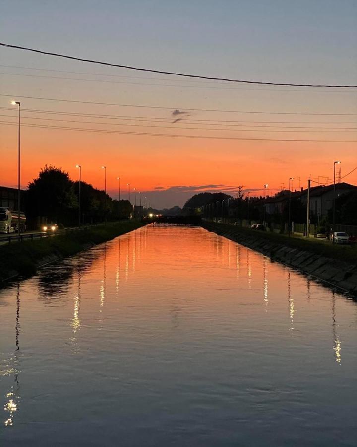 B&B Delle Arti Crema Bagian luar foto