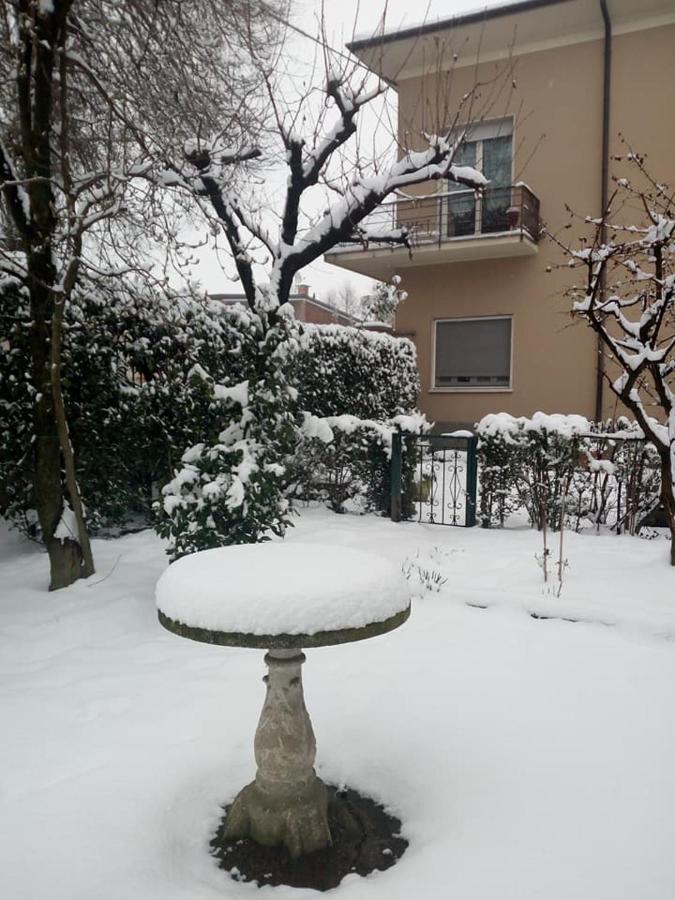 B&B Delle Arti Crema Bagian luar foto